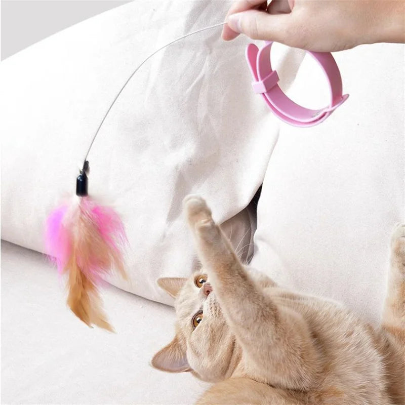 Brinquedos interativos para gatos, vara de provocação de penas engraçadas com sino, coleira para animais de estimação, gatinhos brincando, varinha de provocação, brinquedos de treinamento para gatos, suprimentos